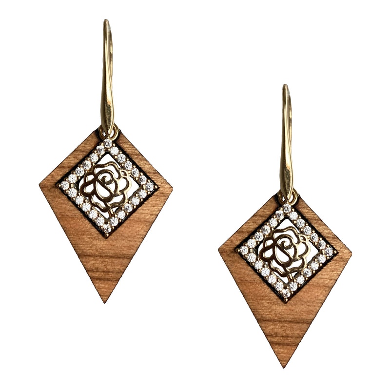 Ohrringe aus Kirschholz "Deltoid Ornament" Nr. 100.511