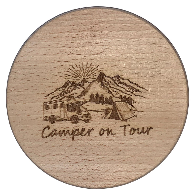 Glasdeckel mit Gravur "Camper on Tour" aus Buchenholz