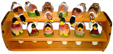 Handgeschnitzte Flaschenkorken mit gemischten Enten aus Holz bemalt