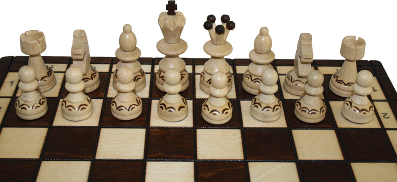 Schach mit Figuren, Nr. 134 aus Holz, Schachspiel 30x30x2,5 cm